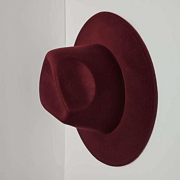 NEW! FODERA HAT BURGUNDY COLOR - Picture 2 of 4